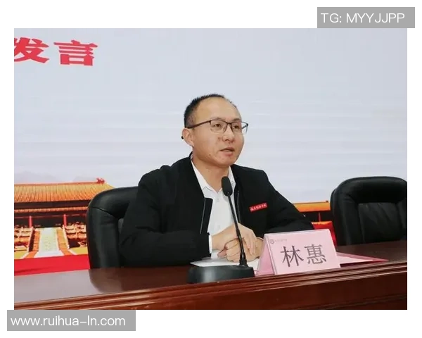 深圳足球队意识探讨:提升团队凝聚力与战术执行力的关键因素分析